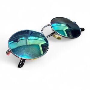 Round Blue Green Tinted Y2K 90s Summer Vibes Sunglasses — OS
